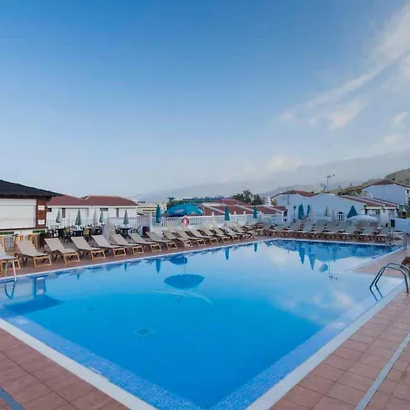 Inviting Holiday In Adeje With Garden Ferienhaus